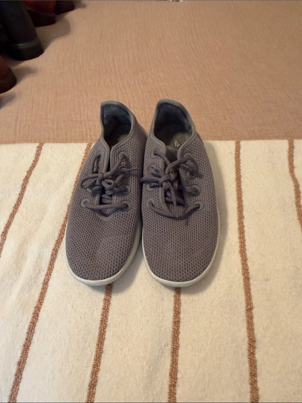 allbirds Men’s Grey Wool Runners Sneakers